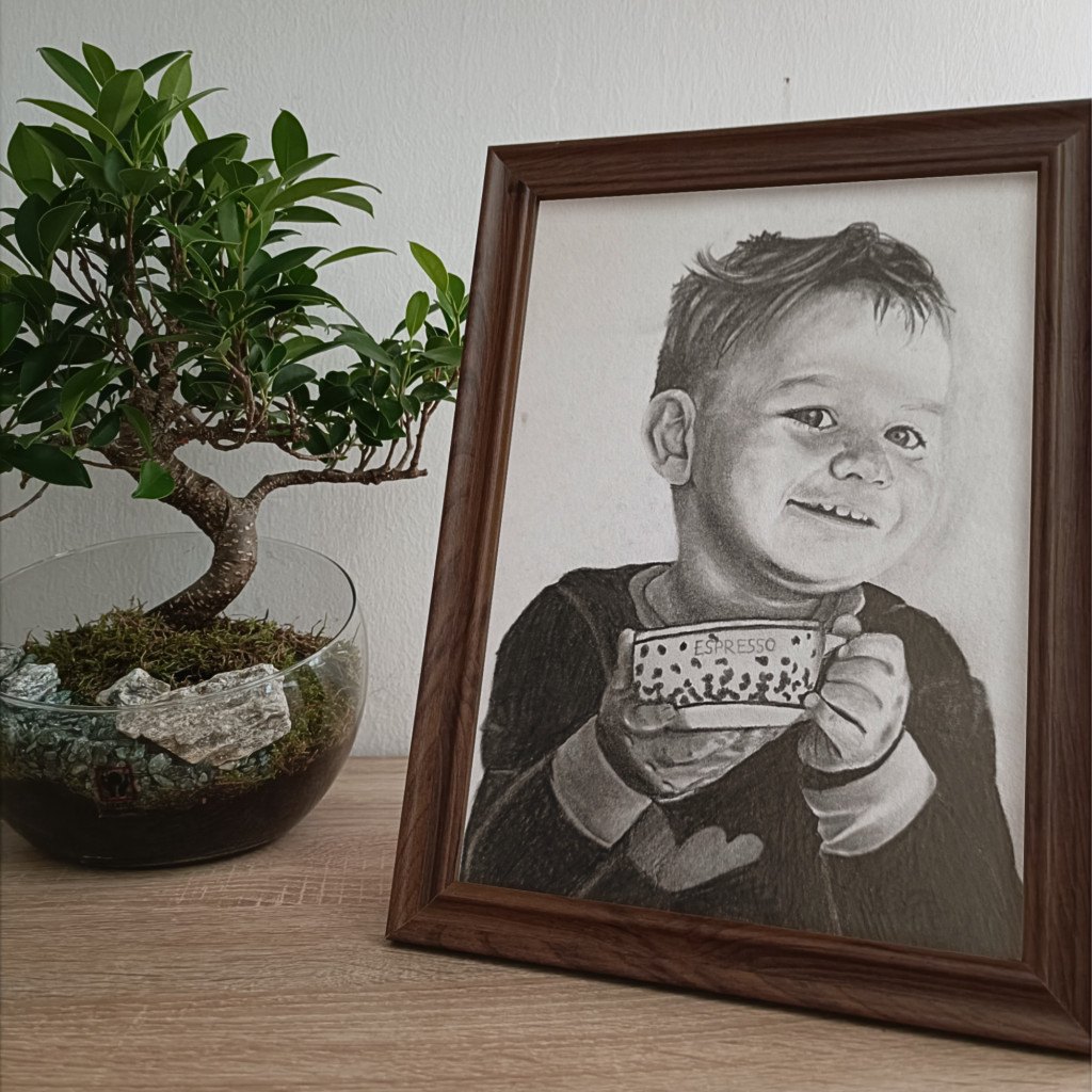 Kézzel rajzolt grafit portré – InKredible